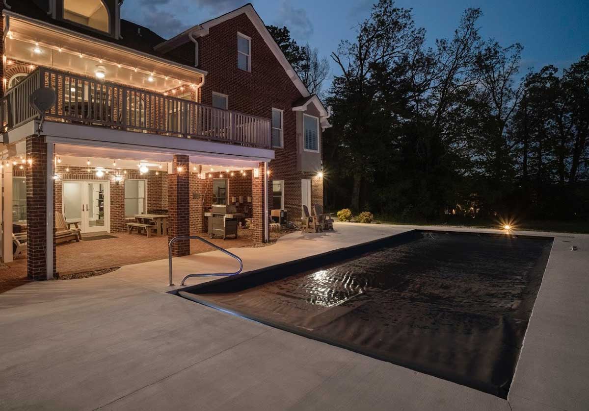 Astoria 12 gallery image 6